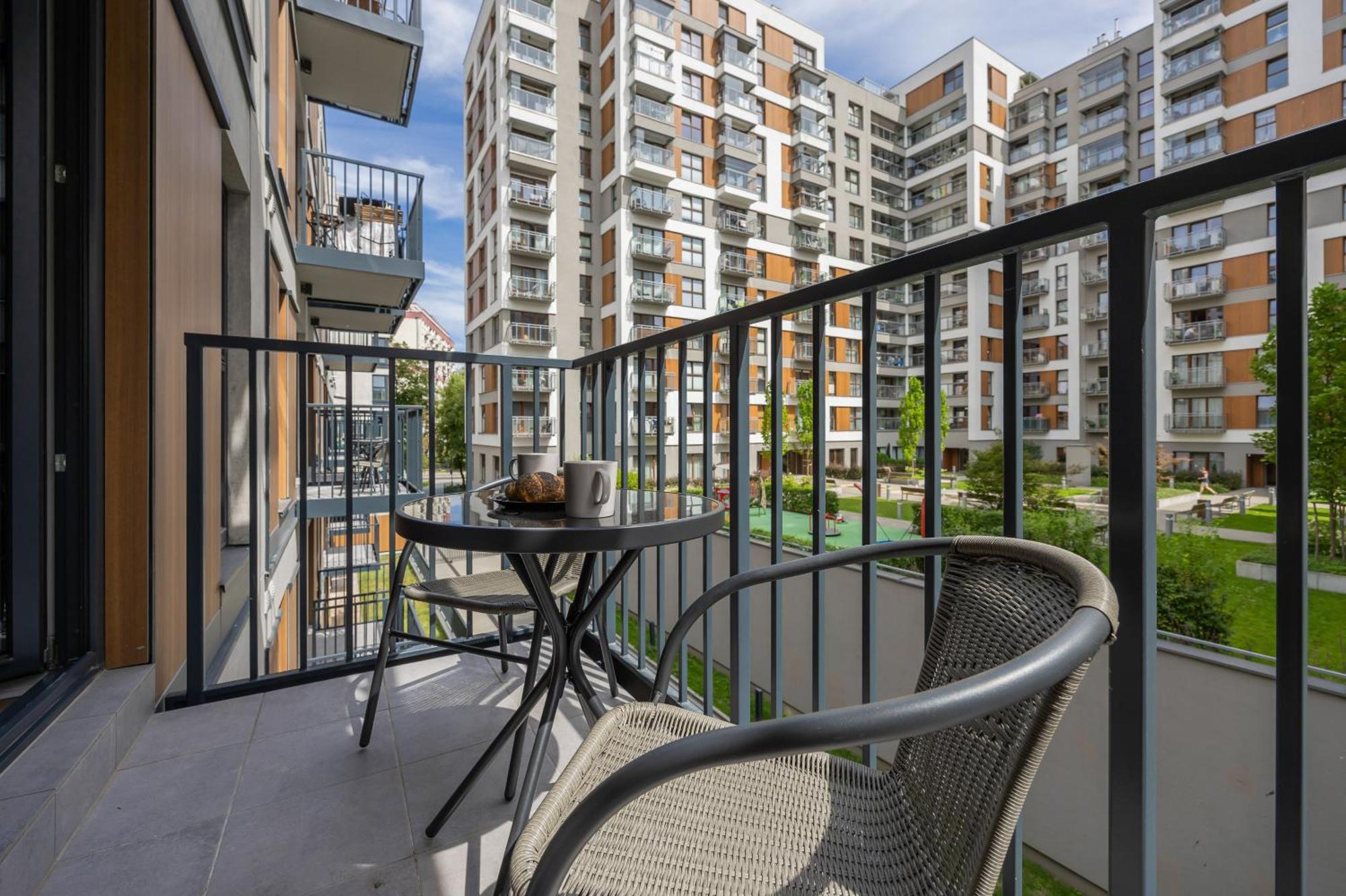 Apartament Piekne Studia Dla 3 Osob & Parking By Renters Warszawa