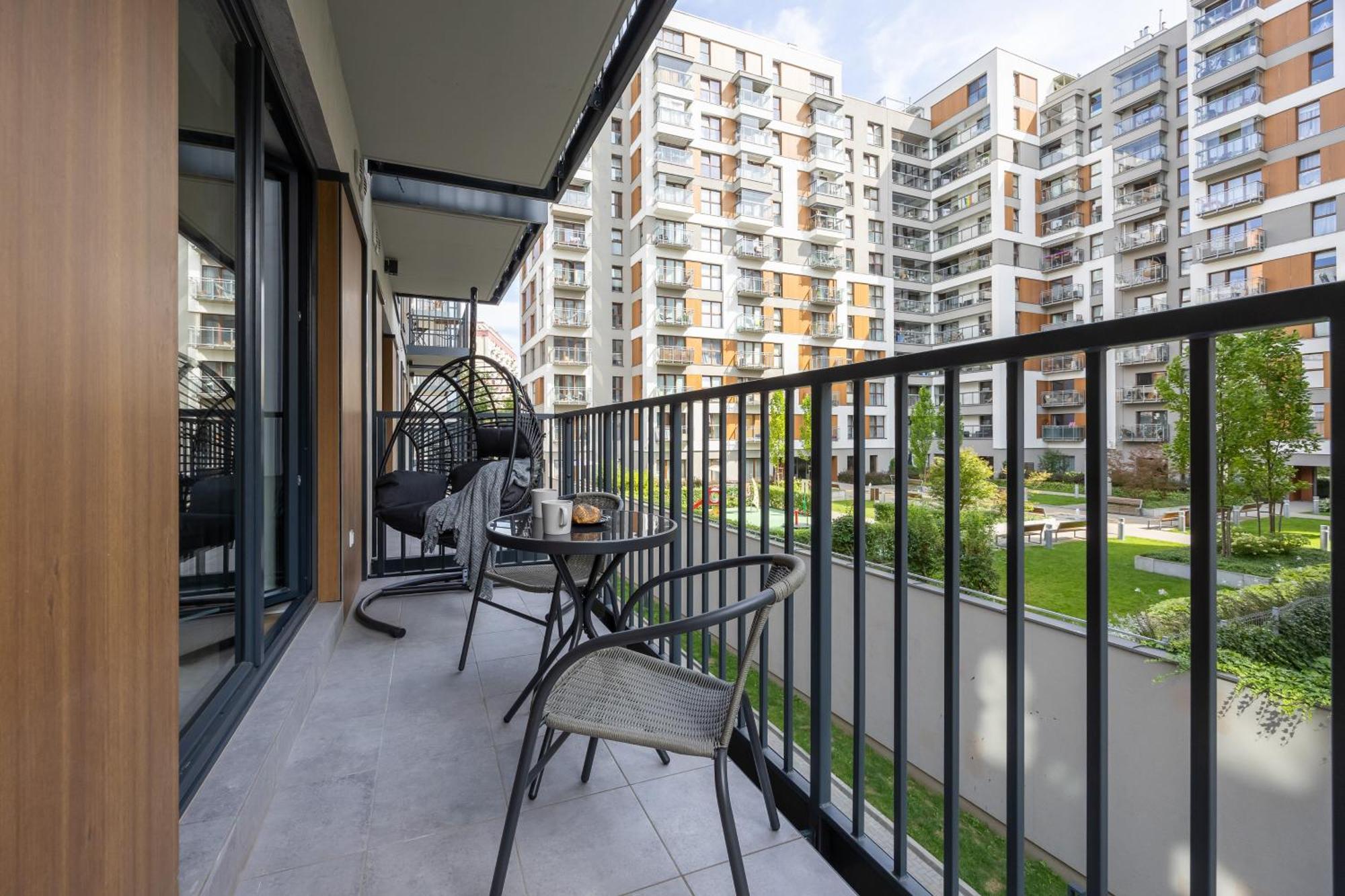 Apartament Piekne Studia Dla 3 Osob & Parking By Renters